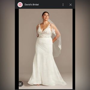 Brand new - David’s Bridal plus size 16 wedding gown.